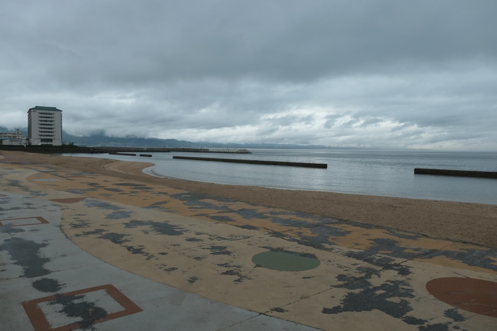 別府駅周辺散策 「夫婦で歩くスイスアルプス」ブログ